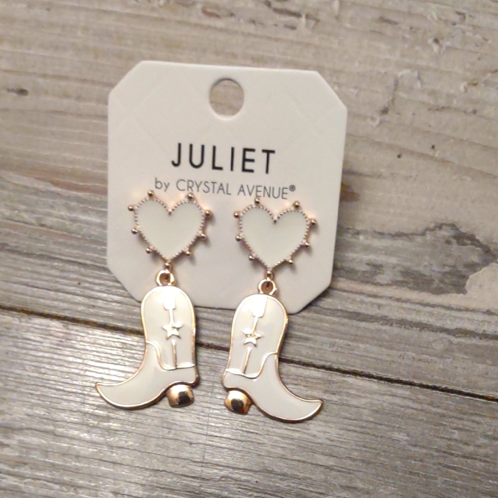 NWT Gold Heart and Boot Earrings, Cuteeeee, White color